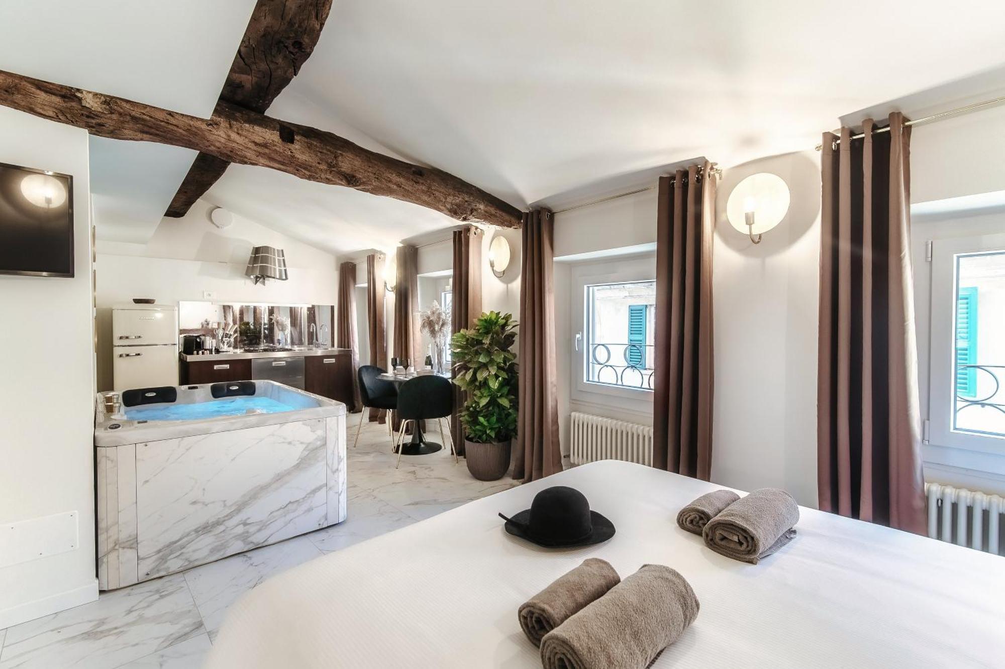Sahara & Amazzonia Luxury Rooms- The House Of Travelers Como Exterior foto