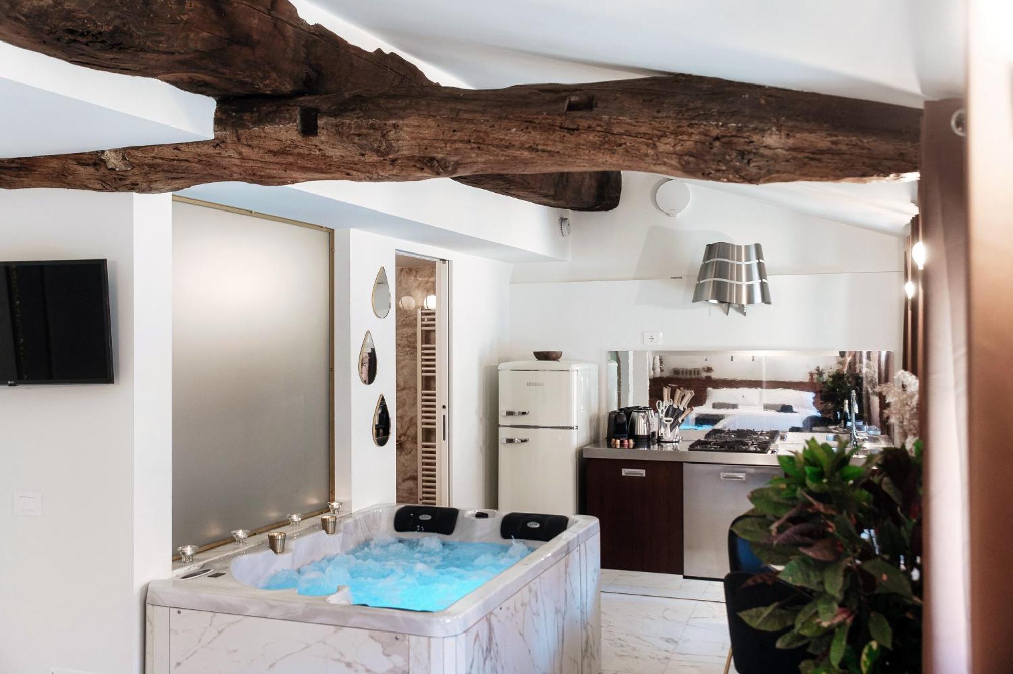 Sahara & Amazzonia Luxury Rooms- The House Of Travelers Como Exterior foto